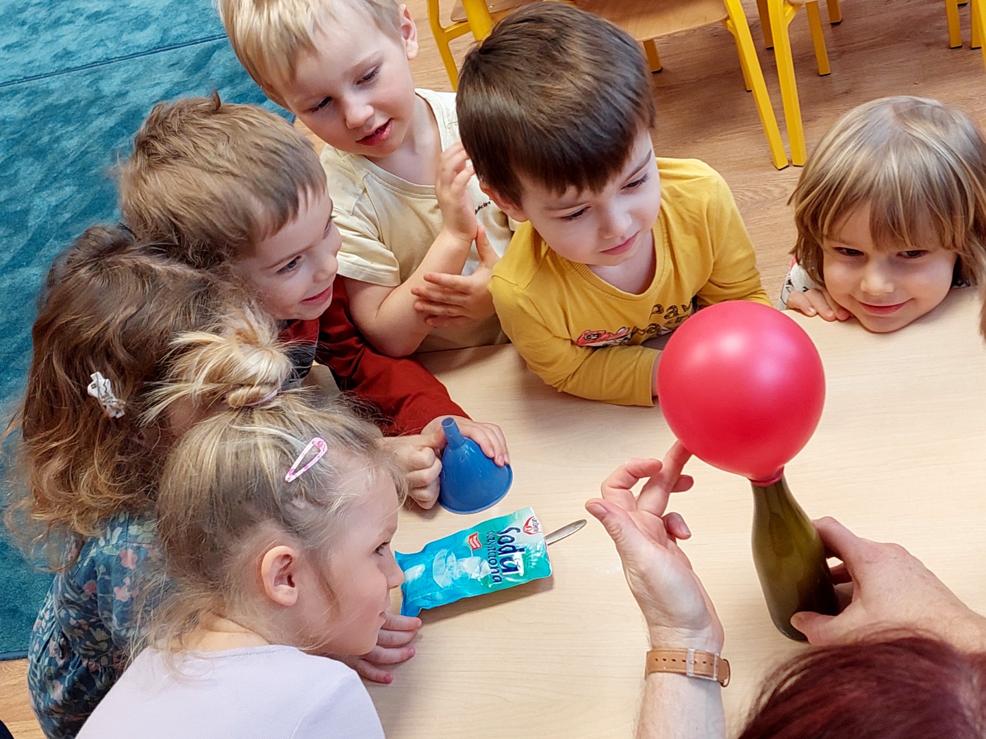 Co? Jak? Dlaczego? Czyli czterolatki eksperymentują